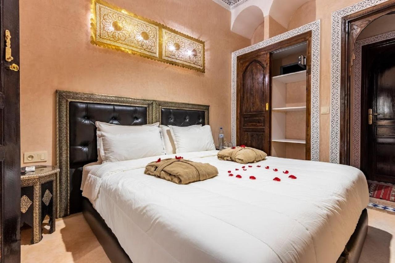 Pensión Medina Art & 3*